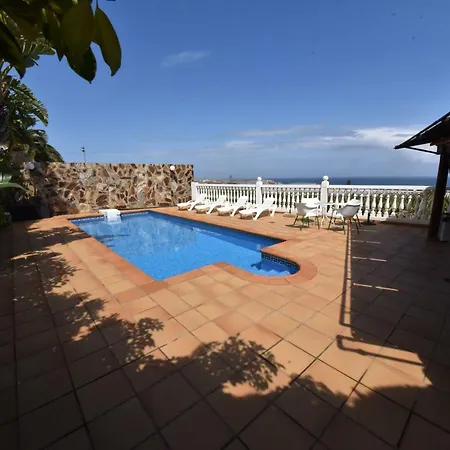 Tonelero Piscina Privada Climatizada Y Jardín *
